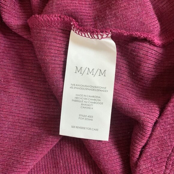 Cabi Maroon Ribbed Long Sleeve Top M Notch Neck Stretchy Basic Layering - Picture 4 of 4